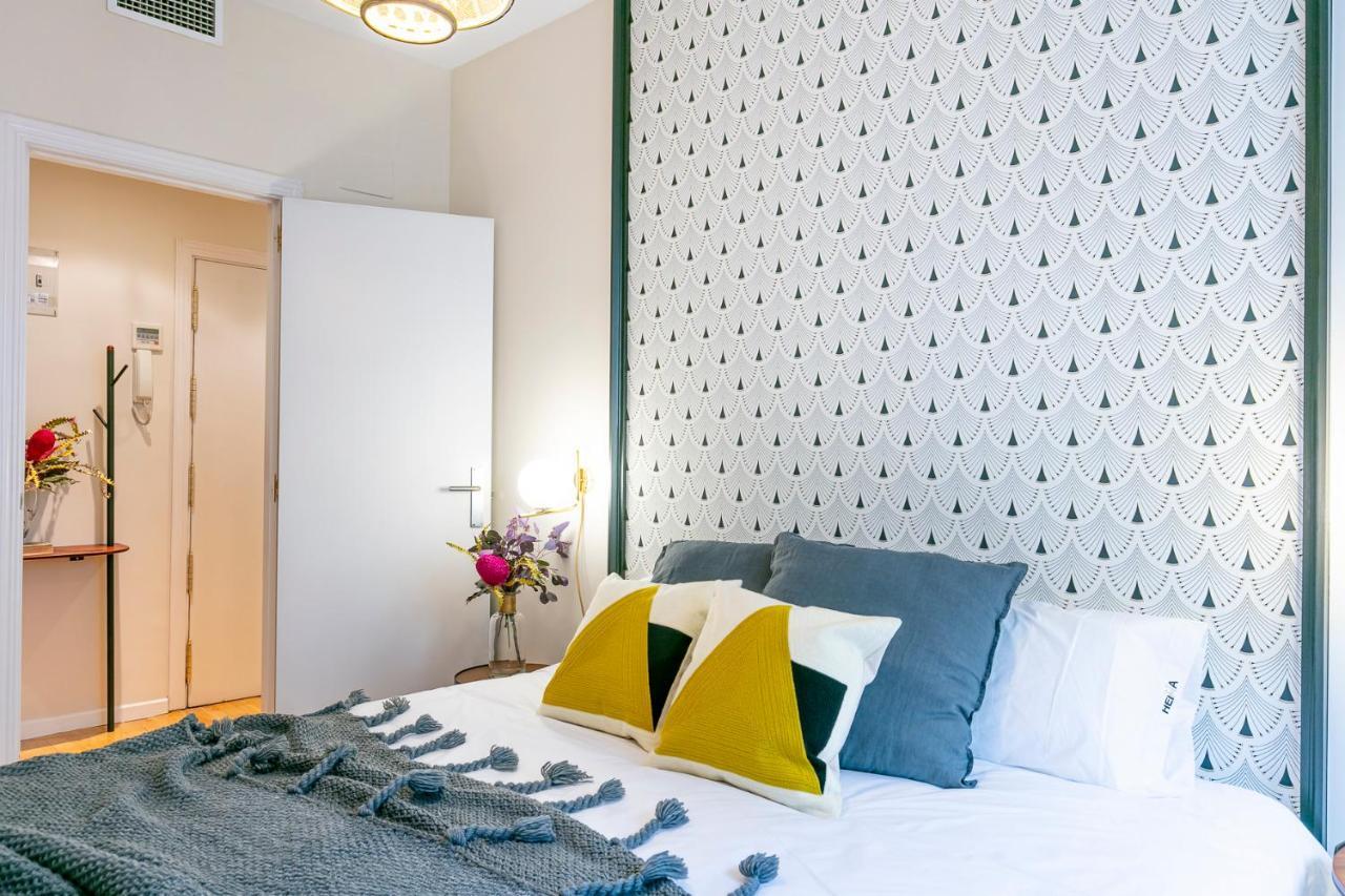 Luxury Belmont Puerta Del Sol Apartment มาดริด ภายนอก รูปภาพ