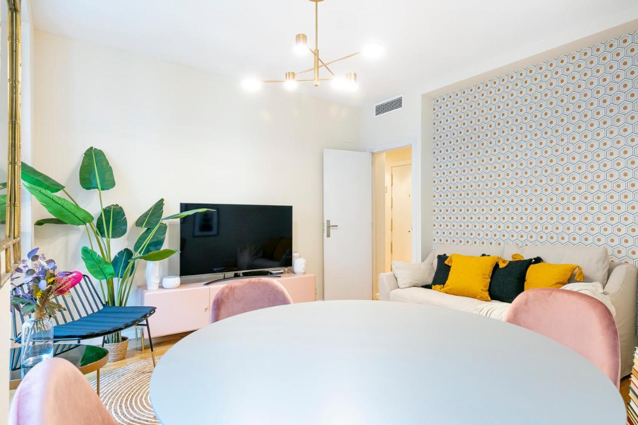 Luxury Belmont Puerta Del Sol Apartment มาดริด ภายนอก รูปภาพ